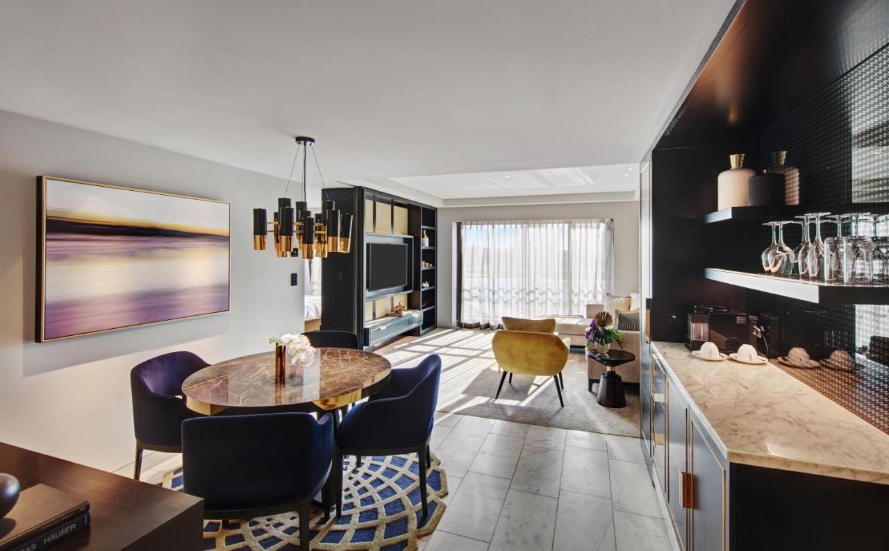 The Star Grand Hotel And Residences Сидней Экстерьер фото A suite at the hotel